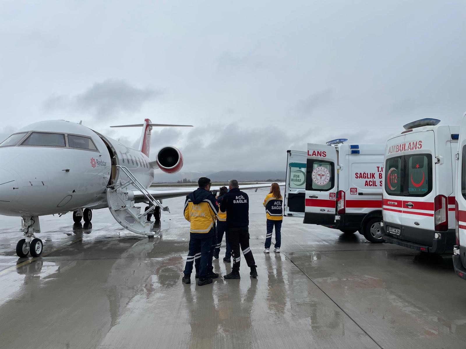 Bingöl Devlet Hastanesi’nde pnömoni ve aort koarktasyonu şüphesiyle tedavi altında